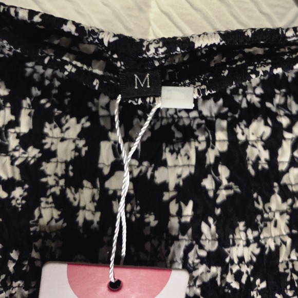 Berydress Black White Floral Smocked Midi Dress Puff Sleeve Square Neck - Picture 5 of 7